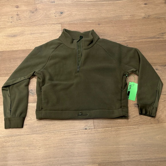 BNWT size L by FWD Shepra mock neck pullover. - Picture 9 of 13